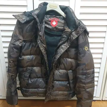 WELLENSTEYN 카모플라쥬 다운 자켓