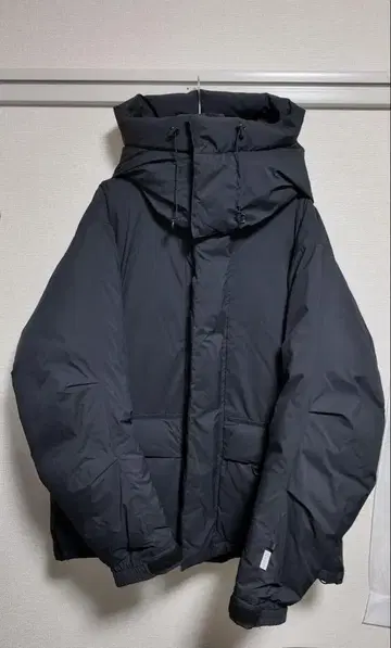 DAIWA PIER 39 다운 재킷 블랙