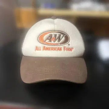 A&W 캡 화이트/브라운