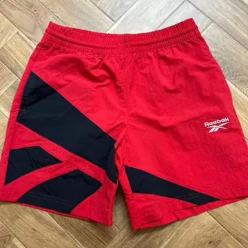 Reebok 숏팬츠 레드/블랙 택 포함 새상품