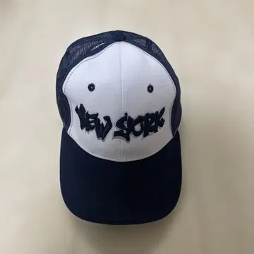 NEW YORK 트래커 캡 네이비