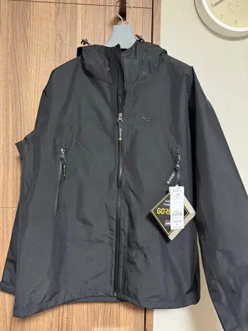 미즈노 고어텍스 블랙 마운틴 후드티 XL