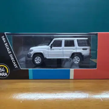 1/64 스케일 랜드크루저 미니카