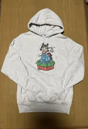 브리아나 기가테 후디