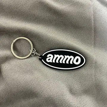 ammo 키링 블랙 화이트