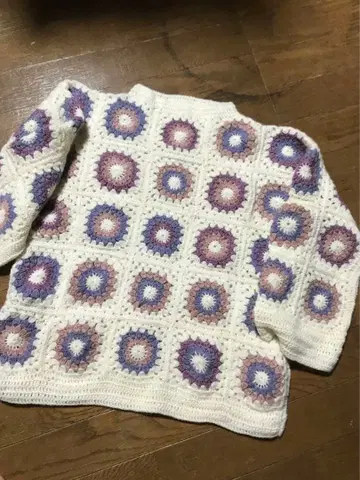 할머니 스퀘어 니트 스웨터 긴팔