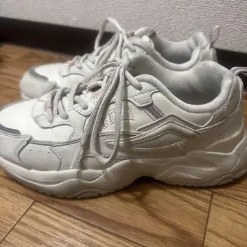 FILA 화이트 스니커즈 통굽 24cm