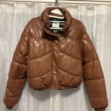 ZARA 다운