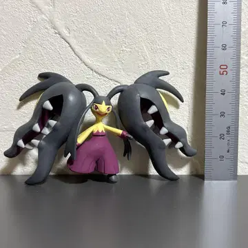몬코레 메가쿠치트 포켓몬 피규어