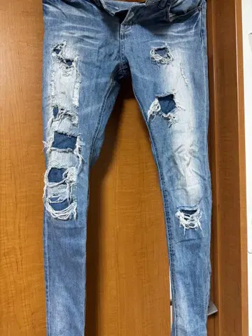 Avid Jeans