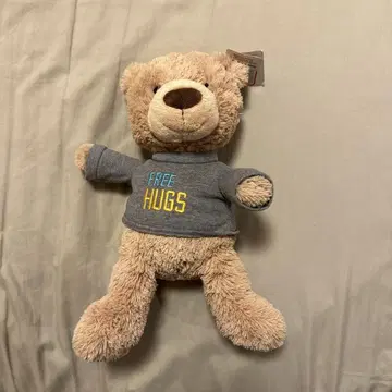 CUDDLY FREE HUGS 봉제 인형