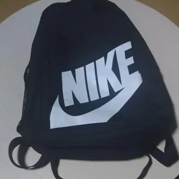 NIKE 블랙 백팩 럭색