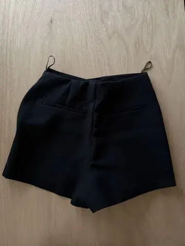 ZARA 하이웨스트 스코트
