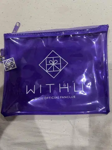 NIZIU WITH U 파우치