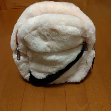 NIKE 나이키 페이크 퍼 미니 백 핑크