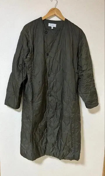 HYKE 하이크 퀼팅 코트 카키