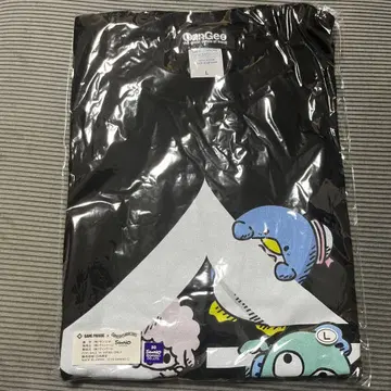 GANG PARADE 산리오 캐릭터즈 T셔츠