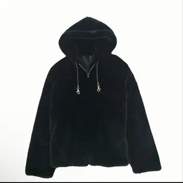 플리스 후드 부착 풀오버 블랙
