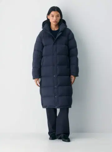 아리아나 착용 알리시아 SUPER PUFF LONG 다운 코트 블랙