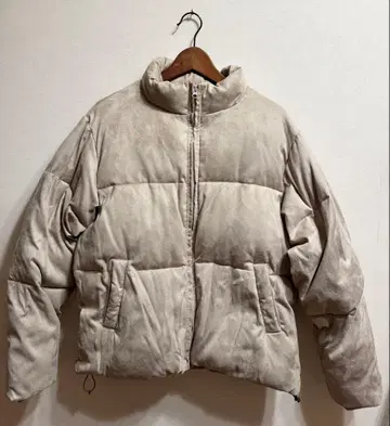 BEAMS HEART 베이지 다운 자켓