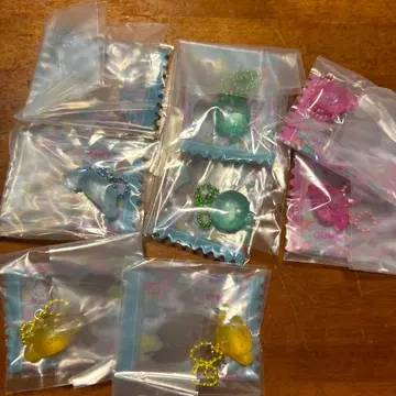 산리오 구미 참 GUMMY & 미니 파우치