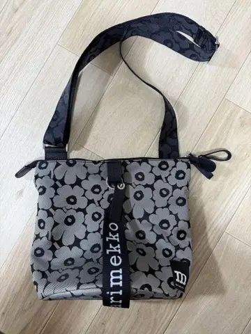marimekko 캐리 올 유니코 숄더백 일본 한정판