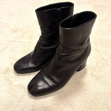 새상품급 FABIO RUSCONI 블랙 숏부츠 사이드 지퍼 가죽