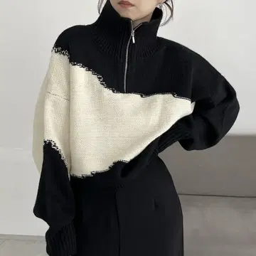 CAPRICIEUX LE'MAGE 하프 지퍼 바이컬러 니트