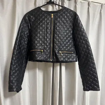 ZARA 블랙 퀼팅 가죽 자켓 크롭 기장