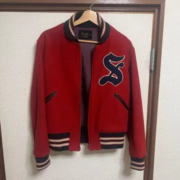 Slap Shot 빨간색 바시티 자켓 M 사이즈