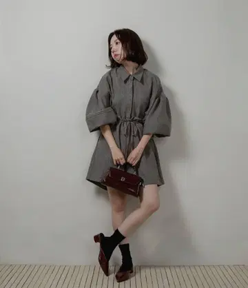 lawgy 볼륨 슬리브 허리 개더 콤비네존