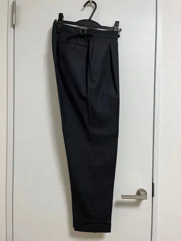 1tuck Wide Tapered Model