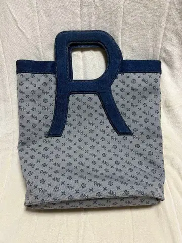 R 로고 핸들 모노그램 패턴 토트백