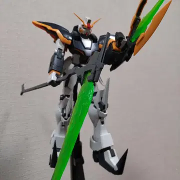 건담 프라모델 MG 1/100 건담 데스사이즈 EW 조립 완료