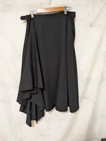 Y's/와이즈 울 개버딘 플레어 스커트 블랙 사이즈 2