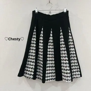 Chesty 체스티 트위드 절개 플레어 스커트 니트 블랙
