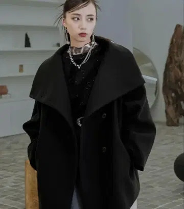 HARE 울리 테크 빅 칼라 미들 코트 블랙
