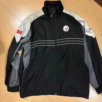 리복 Reebok NFL 콜라보 나일론 자켓