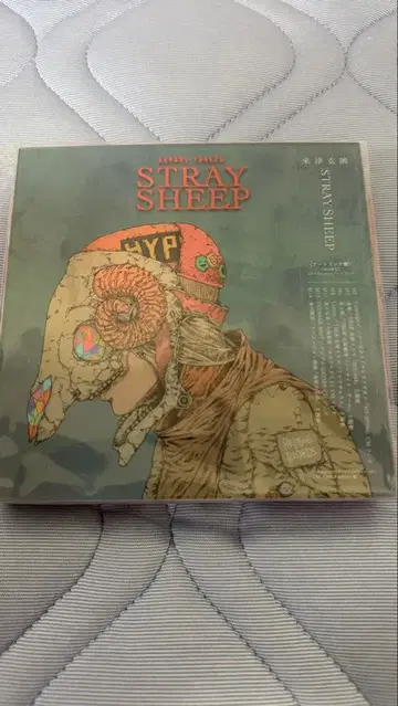 [ 미개봉 새상품 ] 요네즈켄시 [ STRAY SHEEP ] 아트북반