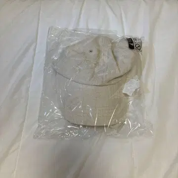 lure you in lace ribbon cap