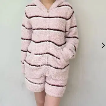 젤라피케 젤라 랜덤 후드티 숏팬츠