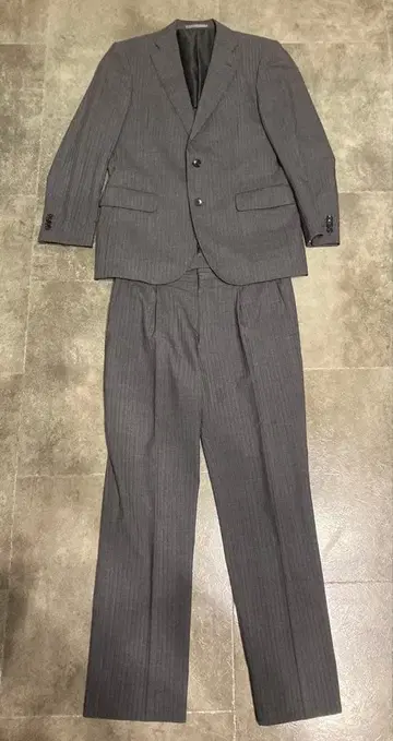 크리스찬 오라니 남성용 그레이 스트라이프 비즈니스 정장 A5