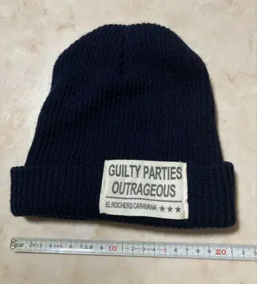 GUILTY PARTIES OUTRAGEOUS 니트 모자