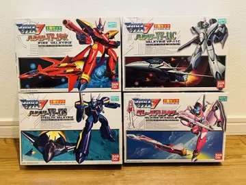 반다이 마크로스7 1/144 발키리 4기 세트