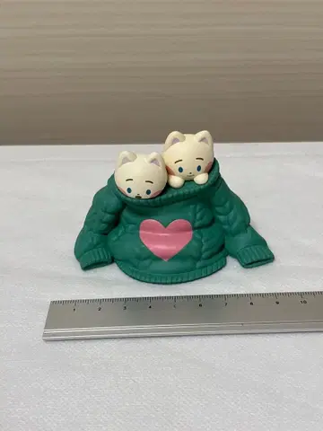 Dr. MORICKY Heart Print Sweater