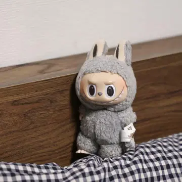 LABUBU Exciting 마카롱 세서미 빈 그레이