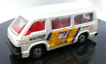 도요타 하이 에이스 페리칸 택배 미니카 1/65 NO.3