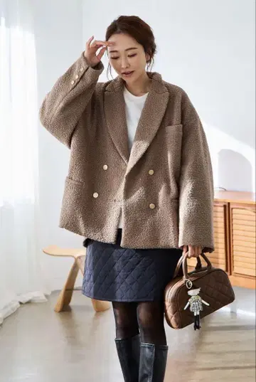 부클레 오버 사이즈 자켓 코트
