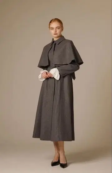 Trois Sanglier vintage dress cape coat