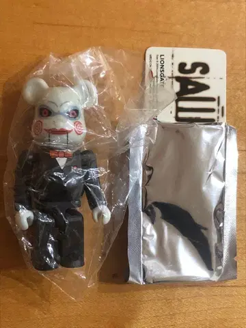 BE@RBRICK series12 호러 SAW 미개봉 새상품